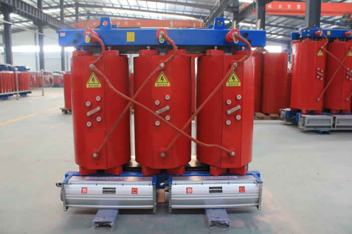 一般北京創聯匯通電氣全鋁的干式變壓器800kva價格是33900元，全銅的800kva干式變壓器價格是65000元。